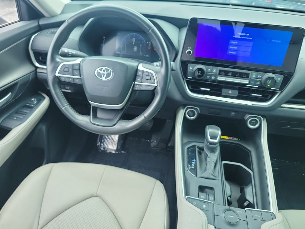 2024 Toyota GRAND HIGHLANDER XLE