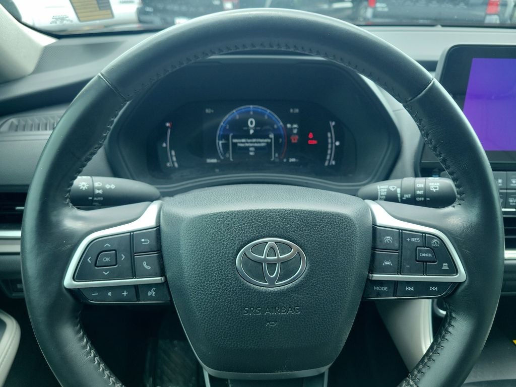 2024 Toyota GRAND HIGHLANDER XLE
