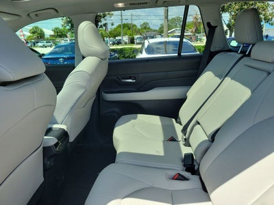 2026 Toyota Grand Highlander Hybrid XLE