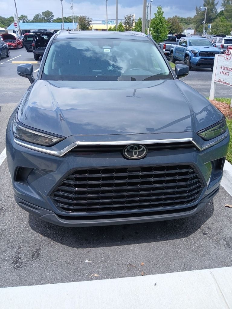 2024 Toyota Grand Highlander Hybrid XLE