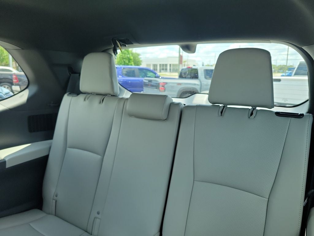 2025 Toyota Grand Highlander Hybrid MAX Platinum