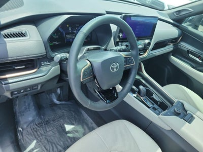 2025 Toyota Grand Highlander Hybrid MAX Platinum