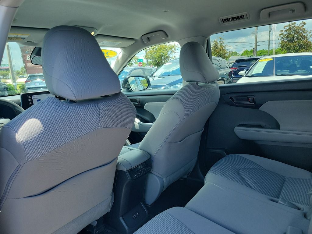 2021 Toyota Highlander L
