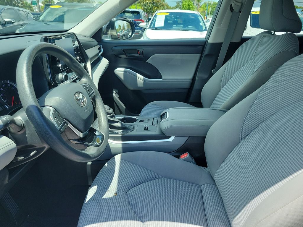 2021 Toyota Highlander L