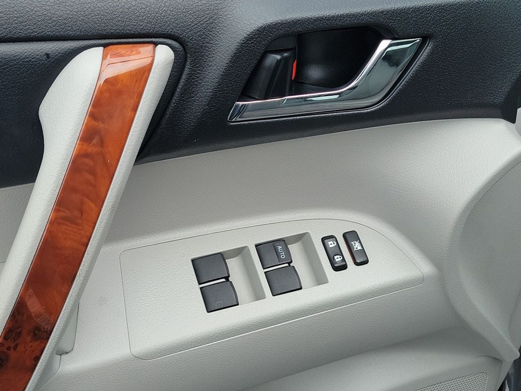 2012 Toyota HIGHLANDER LTD Limited