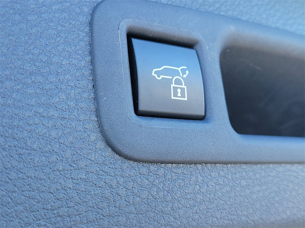 2025 Toyota Sienna Platinum 7 Passenger