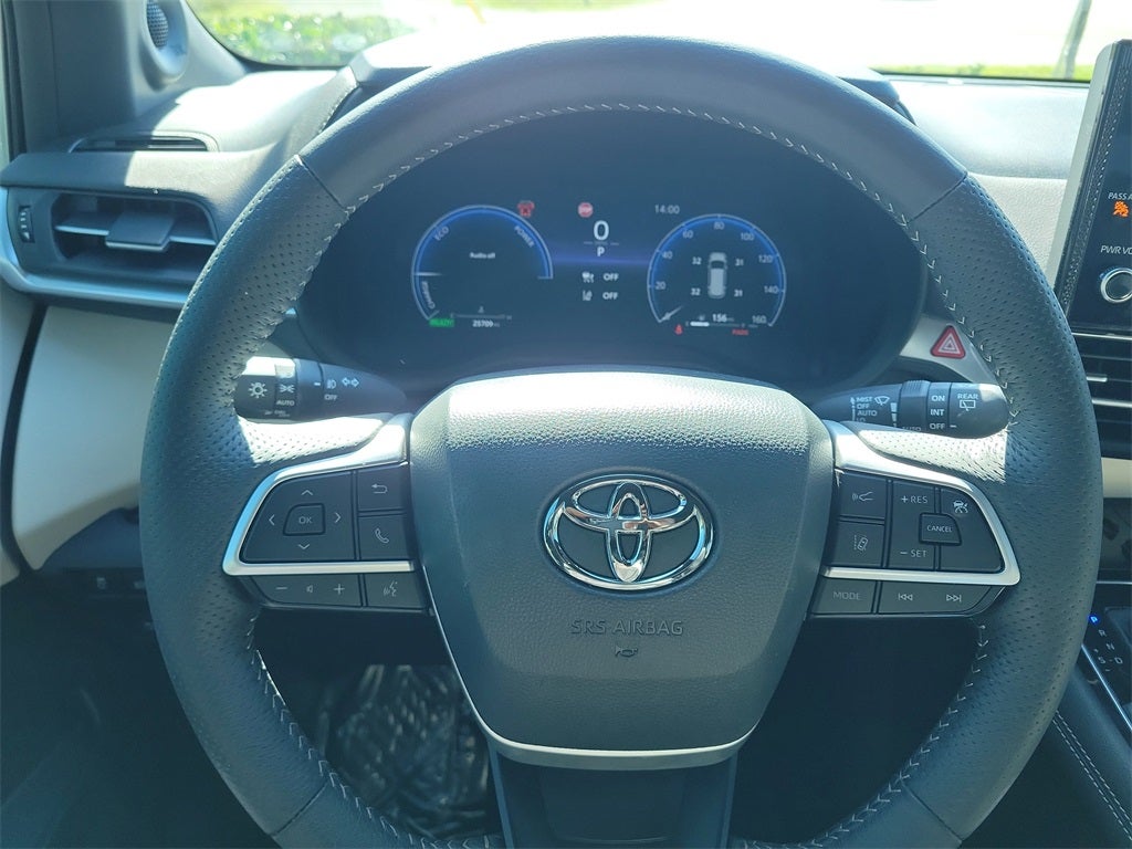 2025 Toyota Sienna Platinum 7 Passenger