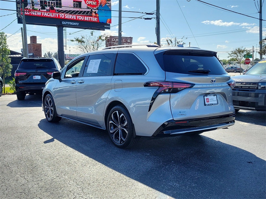 2025 Toyota Sienna Platinum 7 Passenger