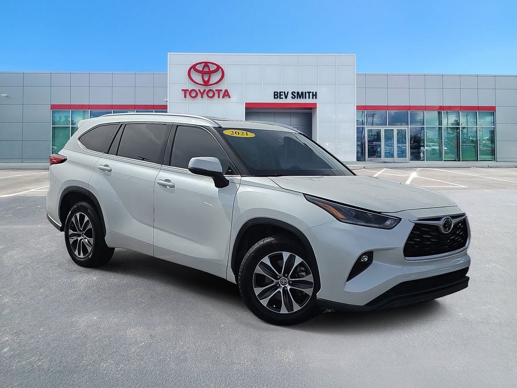 2021 Toyota Highlander XLE
