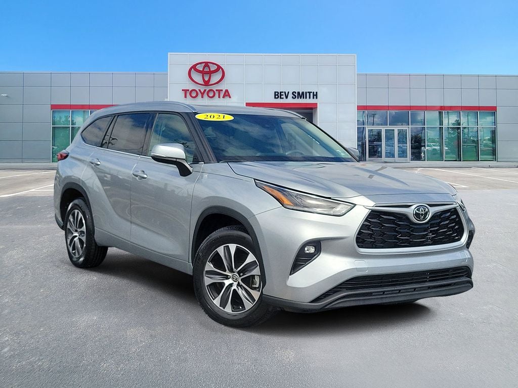 2021 Toyota Highlander XLE
