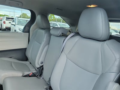 2023 Toyota Sienna XLE