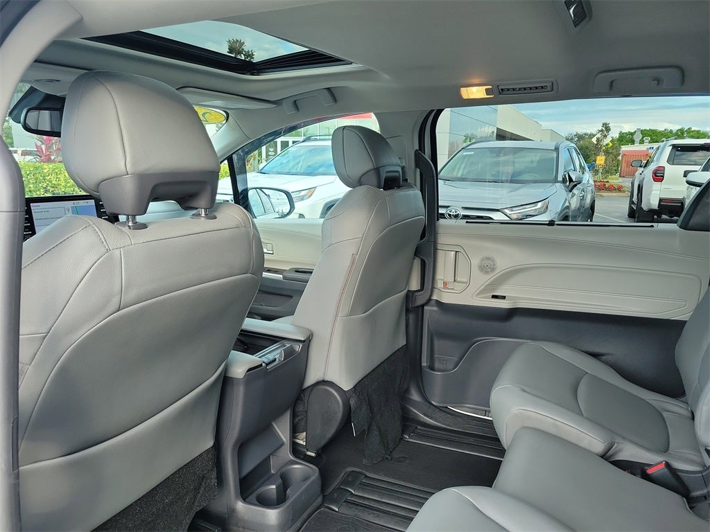 2023 Toyota Sienna XLE