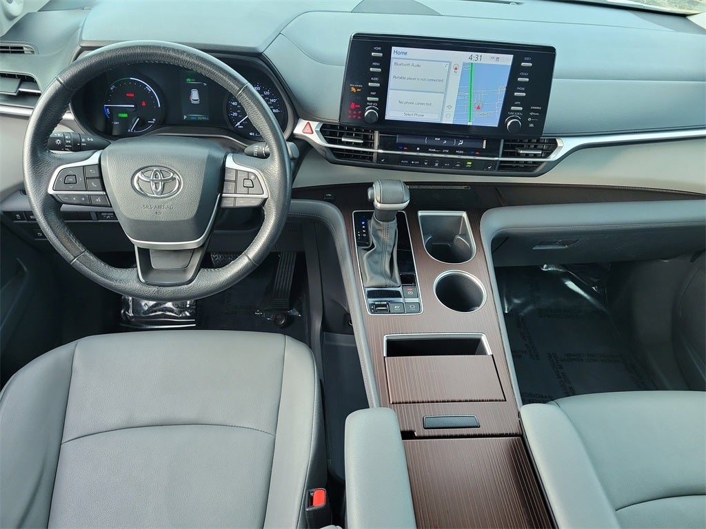 2023 Toyota Sienna XLE