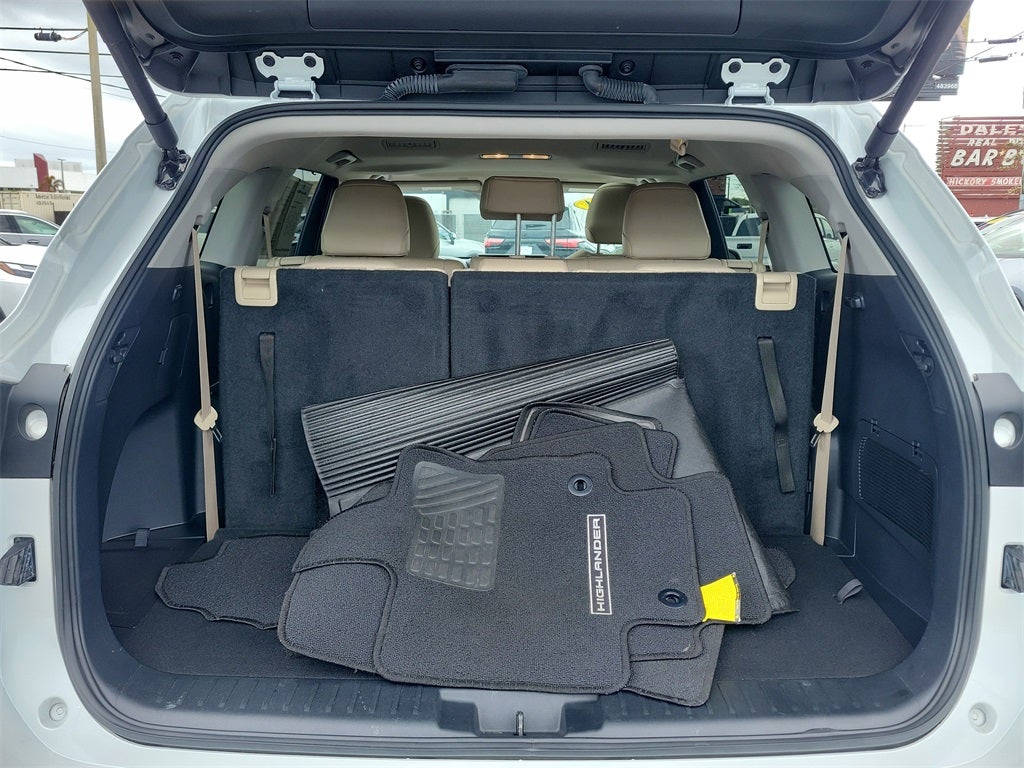 2024 Toyota Highlander Hybrid XLE