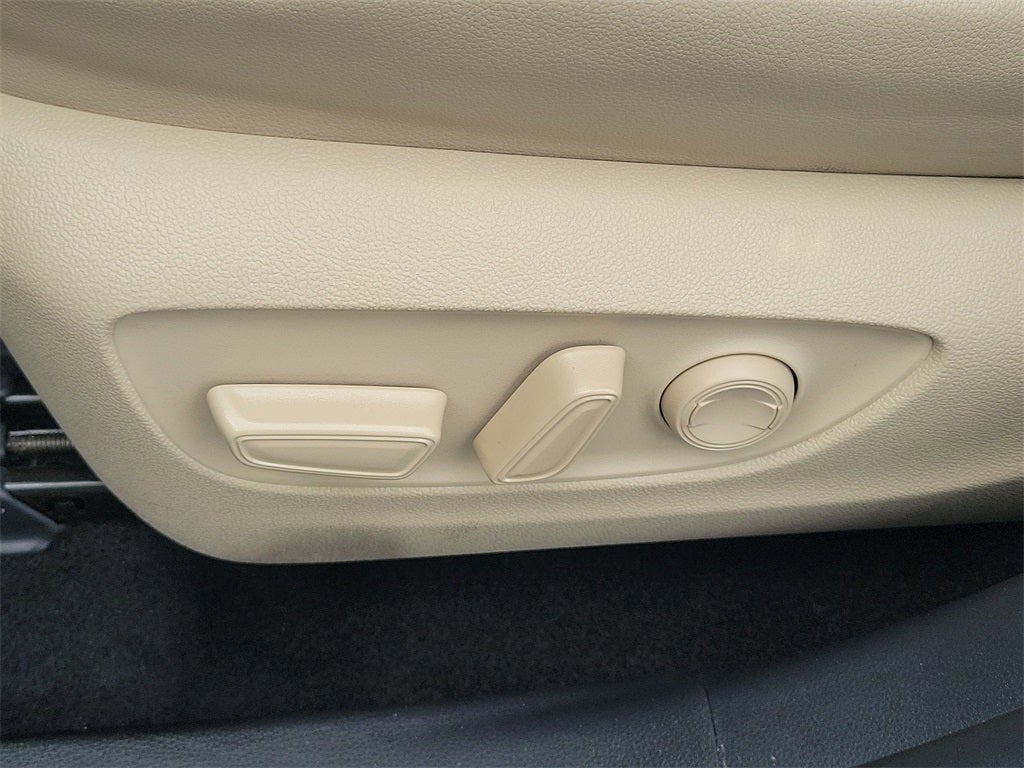 2024 Toyota Highlander Hybrid XLE