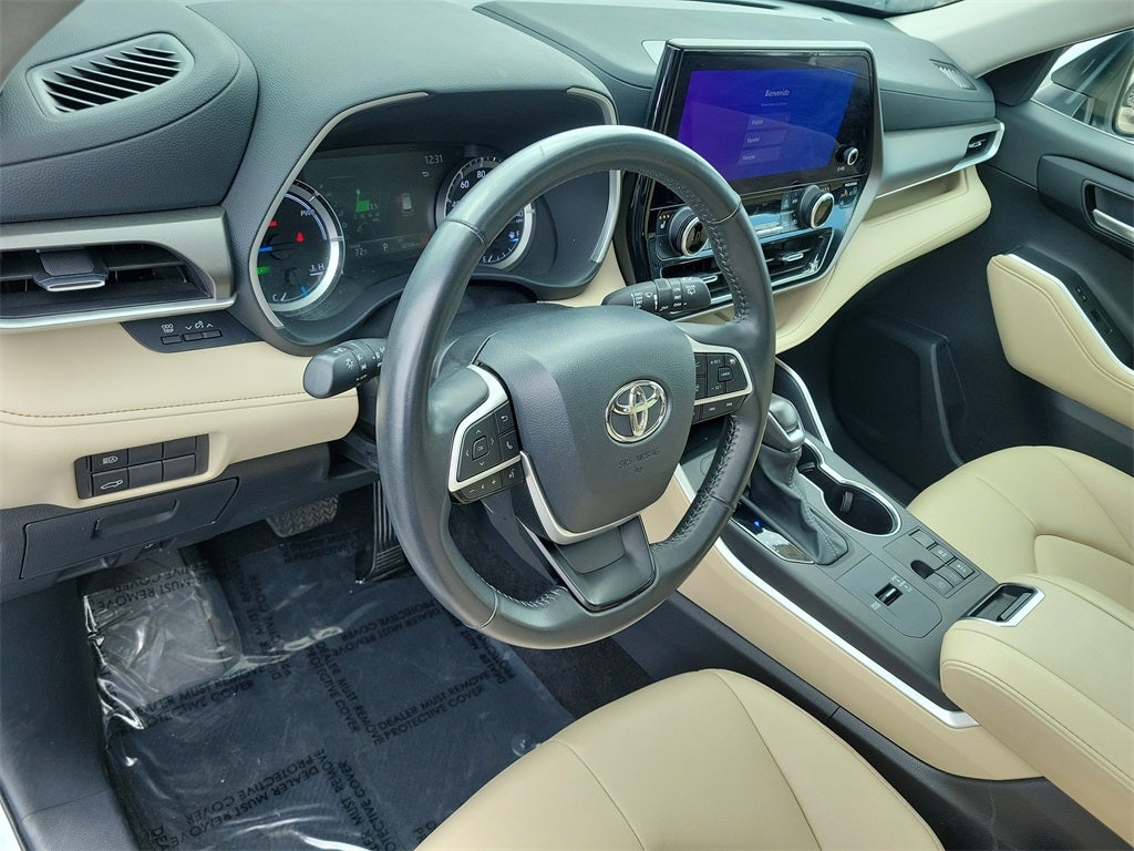 2024 Toyota Highlander Hybrid XLE