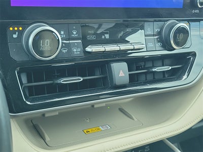 2024 Toyota Highlander Hybrid XLE