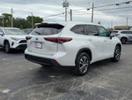 2024 Toyota Highlander Hybrid XLE