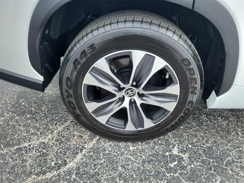 2024 Toyota Highlander Hybrid XLE