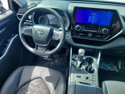 2025 Toyota Highlander Hybrid XLE
