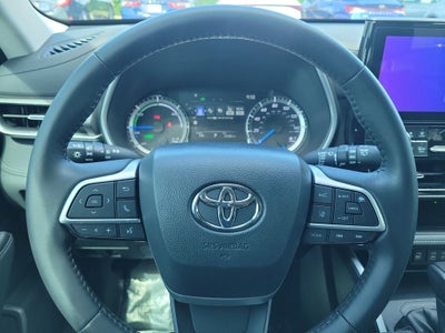 2025 Toyota Highlander Hybrid XLE