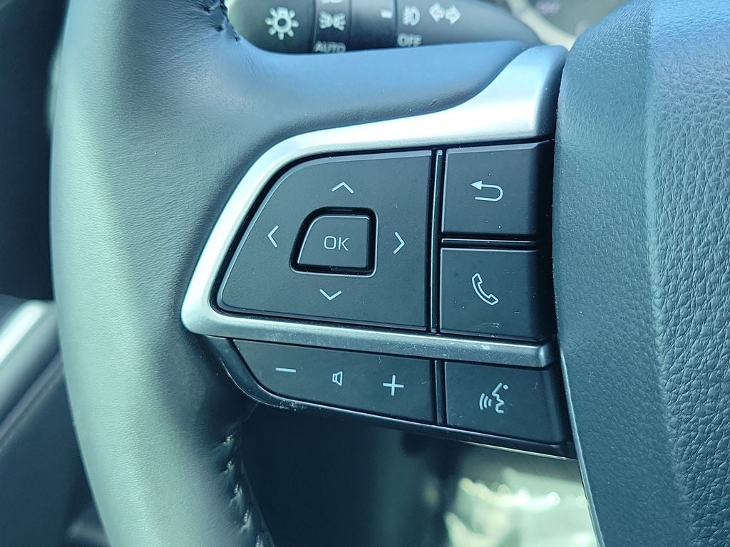 2025 Toyota Highlander Hybrid XLE