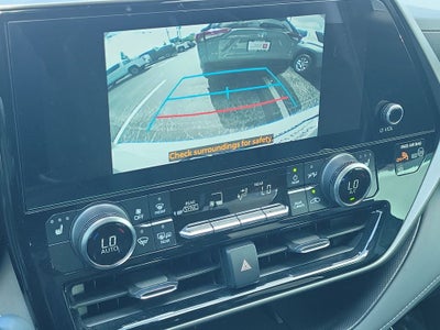 2025 Toyota Highlander Hybrid XLE