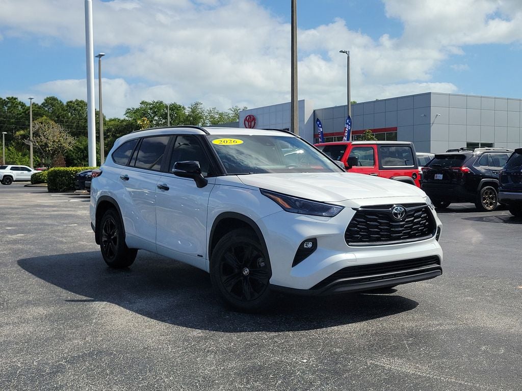 2025 Toyota Highlander Hybrid XLE