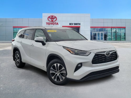 2026 Toyota Highlander Hybrid XLE