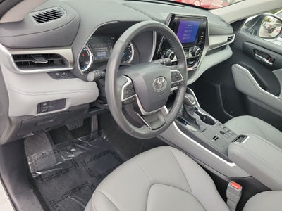 2026 Toyota Highlander Hybrid XLE