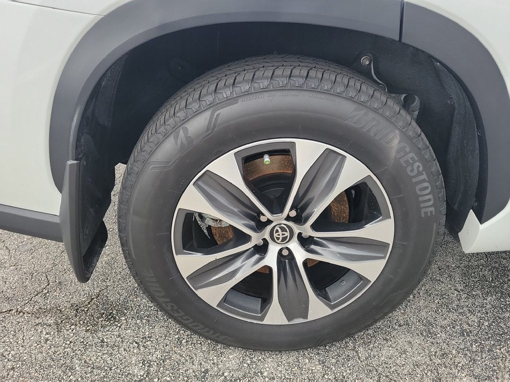 2026 Toyota Highlander Hybrid XLE