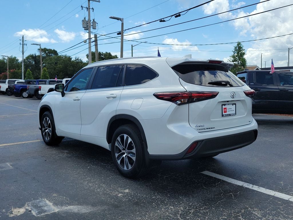 2025 Toyota Highlander XLE