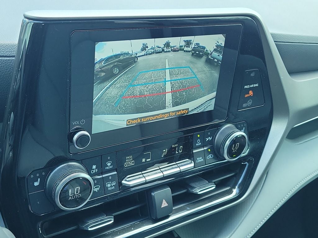 2025 Toyota Highlander XLE