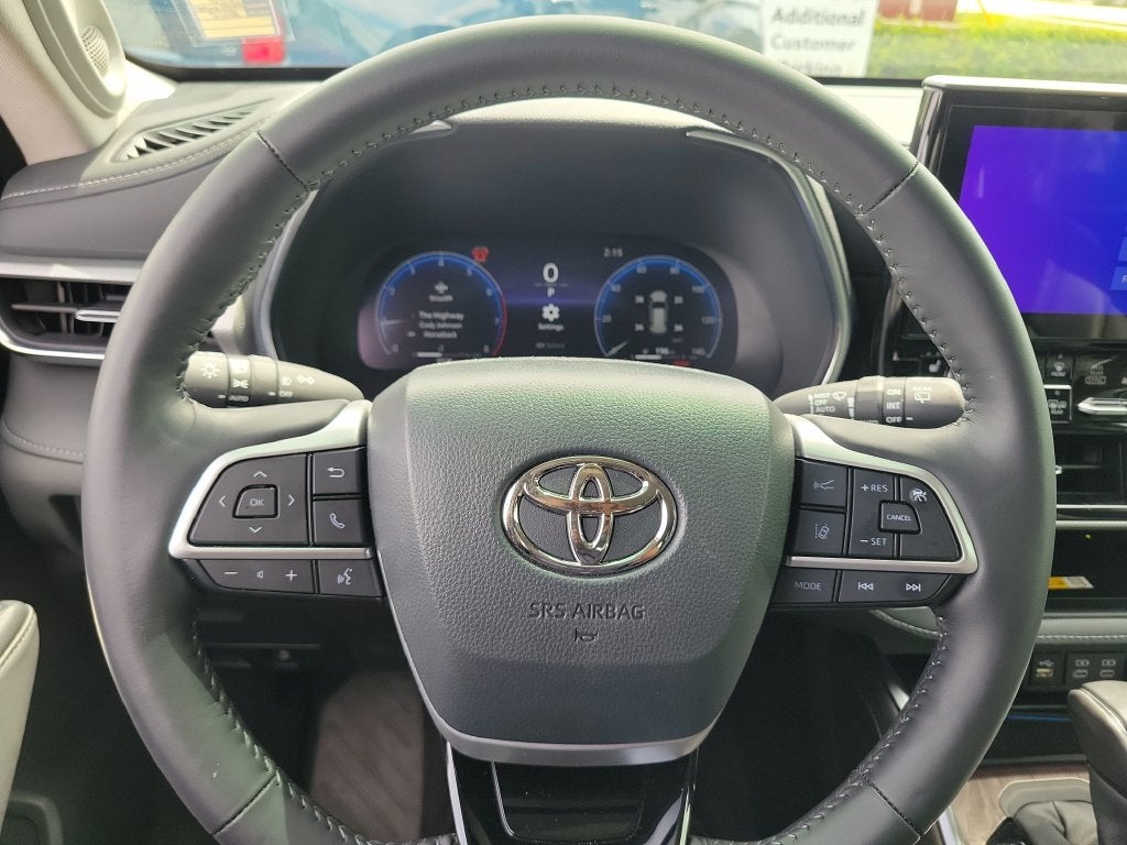 2024 Toyota Highlander Platinum