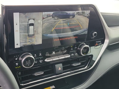 2024 Toyota Highlander Platinum