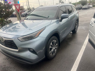 2024 Toyota Highlander XLE