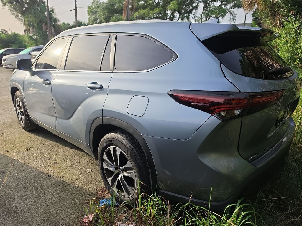 2024 Toyota Highlander XLE