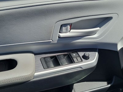 2025 Toyota Sienna LE 8 Passenger