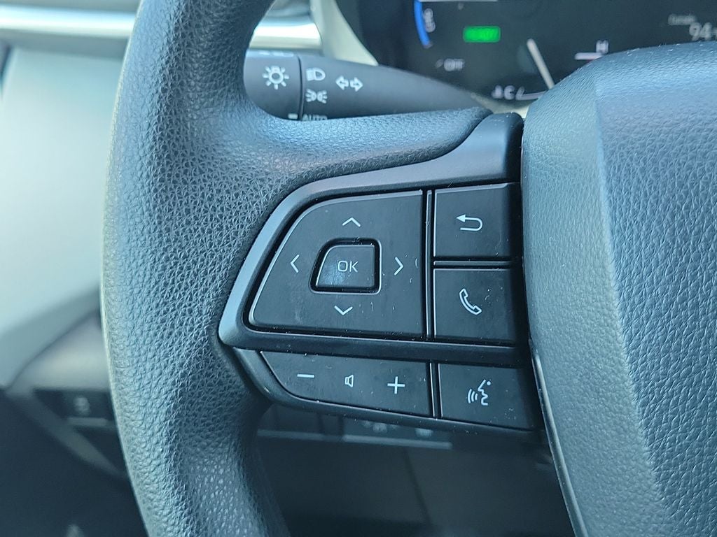 2025 Toyota Sienna LE 8 Passenger