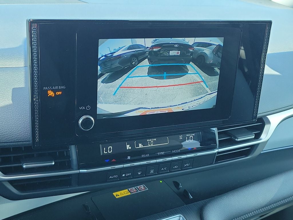 2025 Toyota Sienna LE 8 Passenger