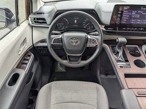 2021 Toyota Sienna LE 8 Passenger