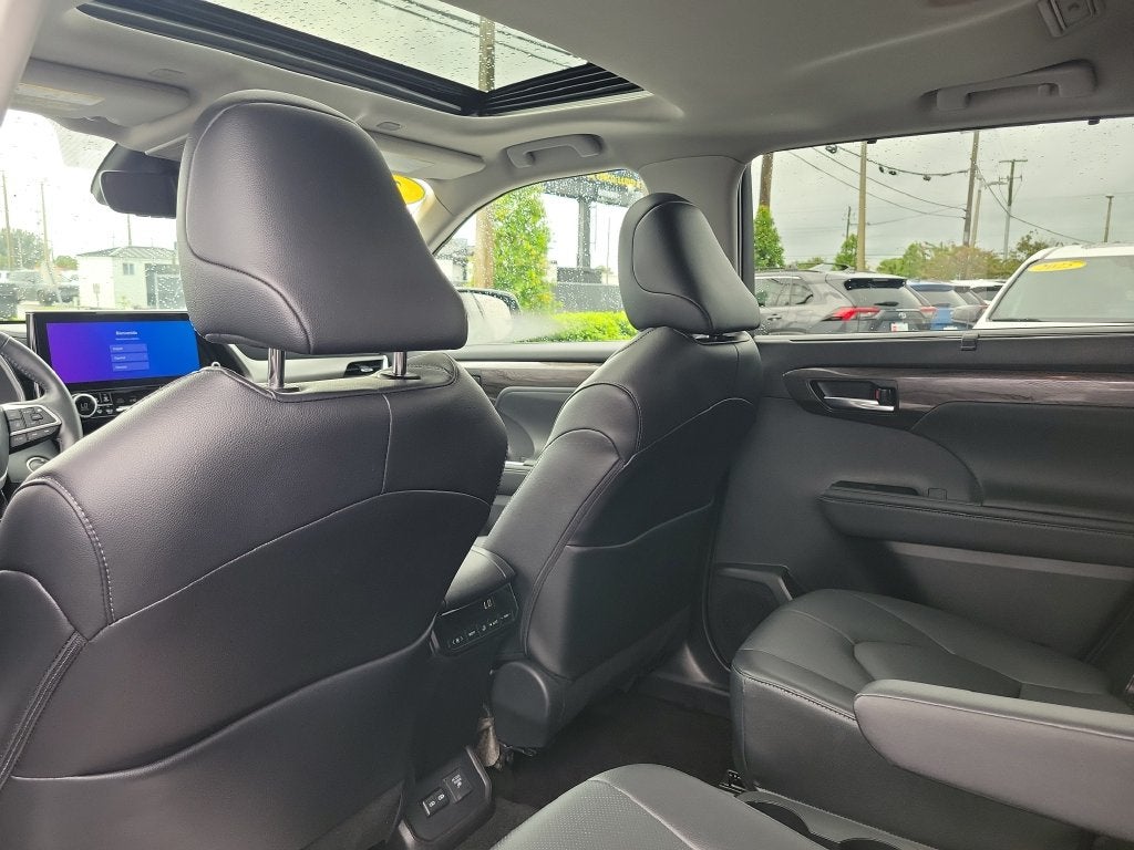 2026 Toyota Highlander Hybrid Limited HYBRID