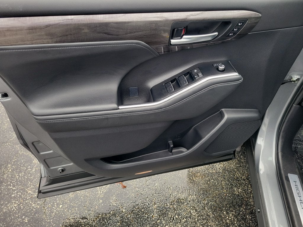 2026 Toyota Highlander Hybrid Limited HYBRID