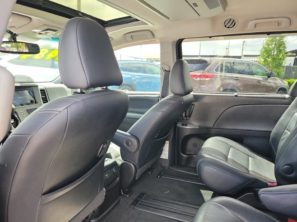 2015 Toyota SIENNA SE PREM SE Premium 8 Passenger