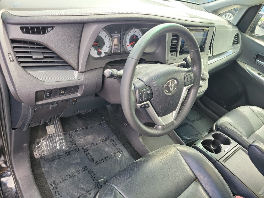 2015 Toyota SIENNA SE PREM SE Premium 8 Passenger