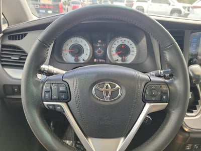 2015 Toyota SIENNA SE PREM SE Premium 8 Passenger