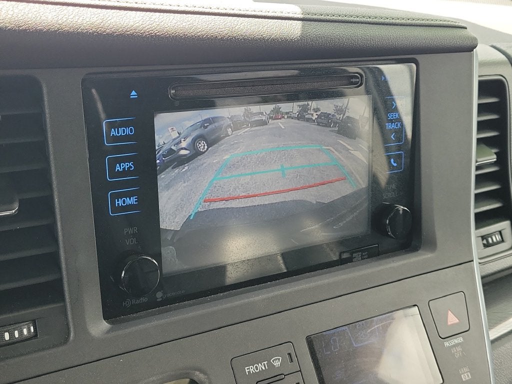 2015 Toyota SIENNA SE PREM SE Premium 8 Passenger