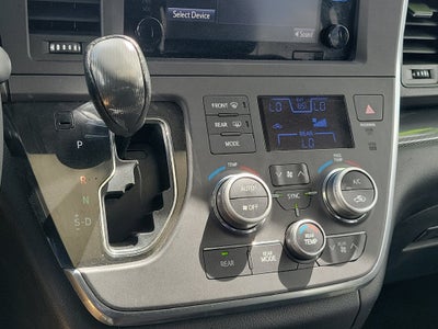 2015 Toyota SIENNA SE PREM SE Premium 8 Passenger