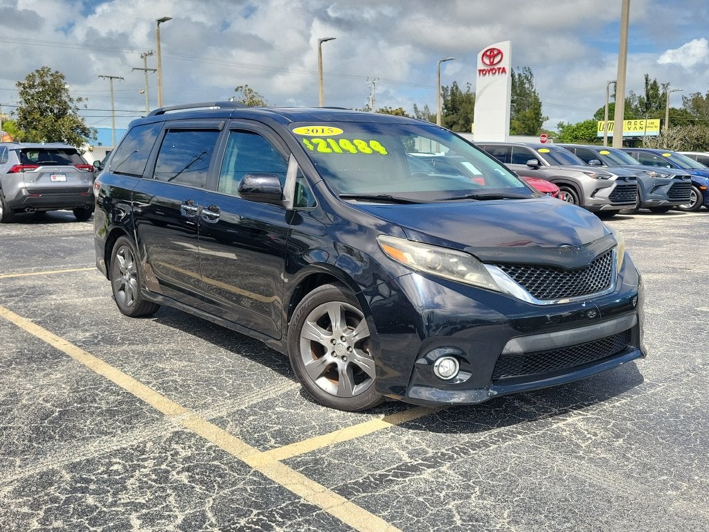2015 Toyota SIENNA SE PREM SE Premium 8 Passenger