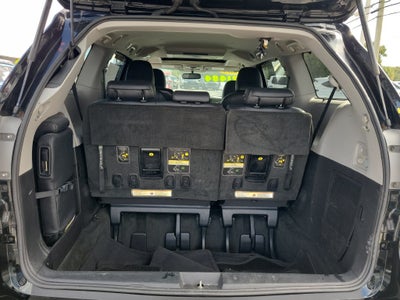2015 Toyota SIENNA SE PREM SE Premium 8 Passenger